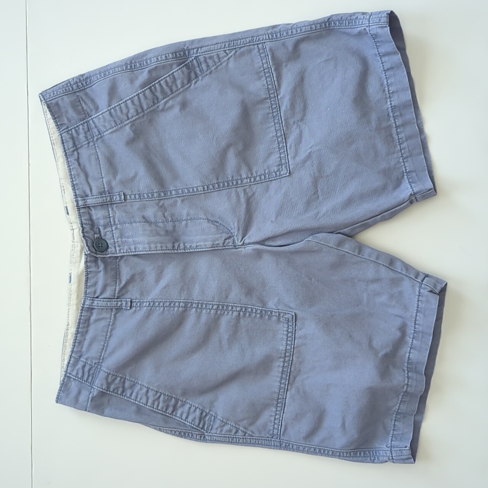 Old Navy Straight Lived In Straight Shorts Utility Pocket 9 Inch Blue size 33